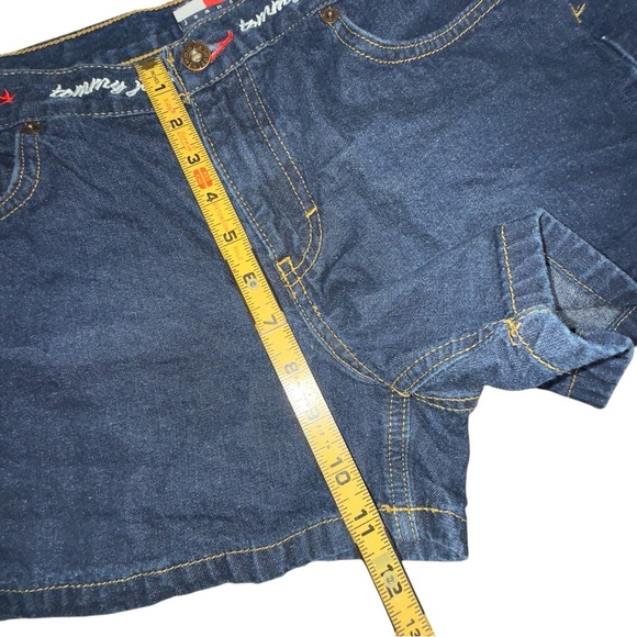Tommy Hilfiger Vintage Y2K 90’s Preppy Embroidered Logo Denim Shorts - Picture 7 of 15